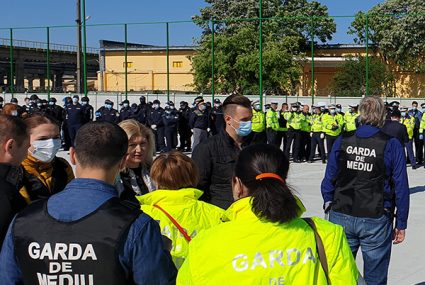 Combaterea poluării și stoparea incendierilor în Sintești!