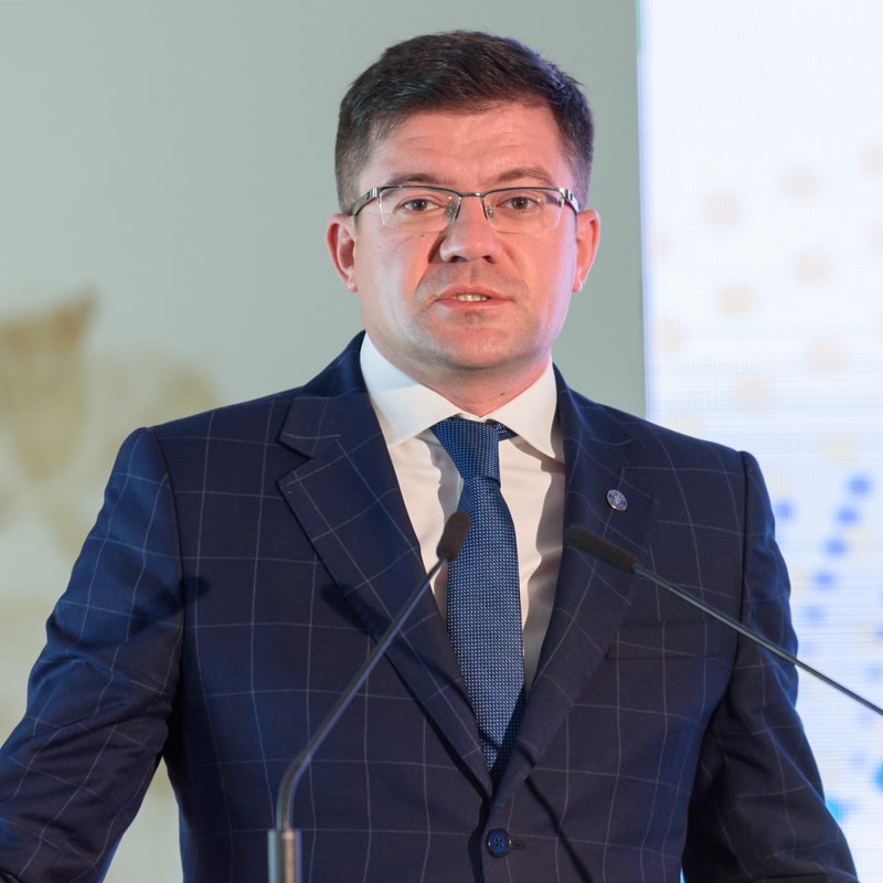 Ieşenii trebuie să fie informaţi corect despre ceea ce s-a întâmplat cu spitalul mobil de la Leţcani