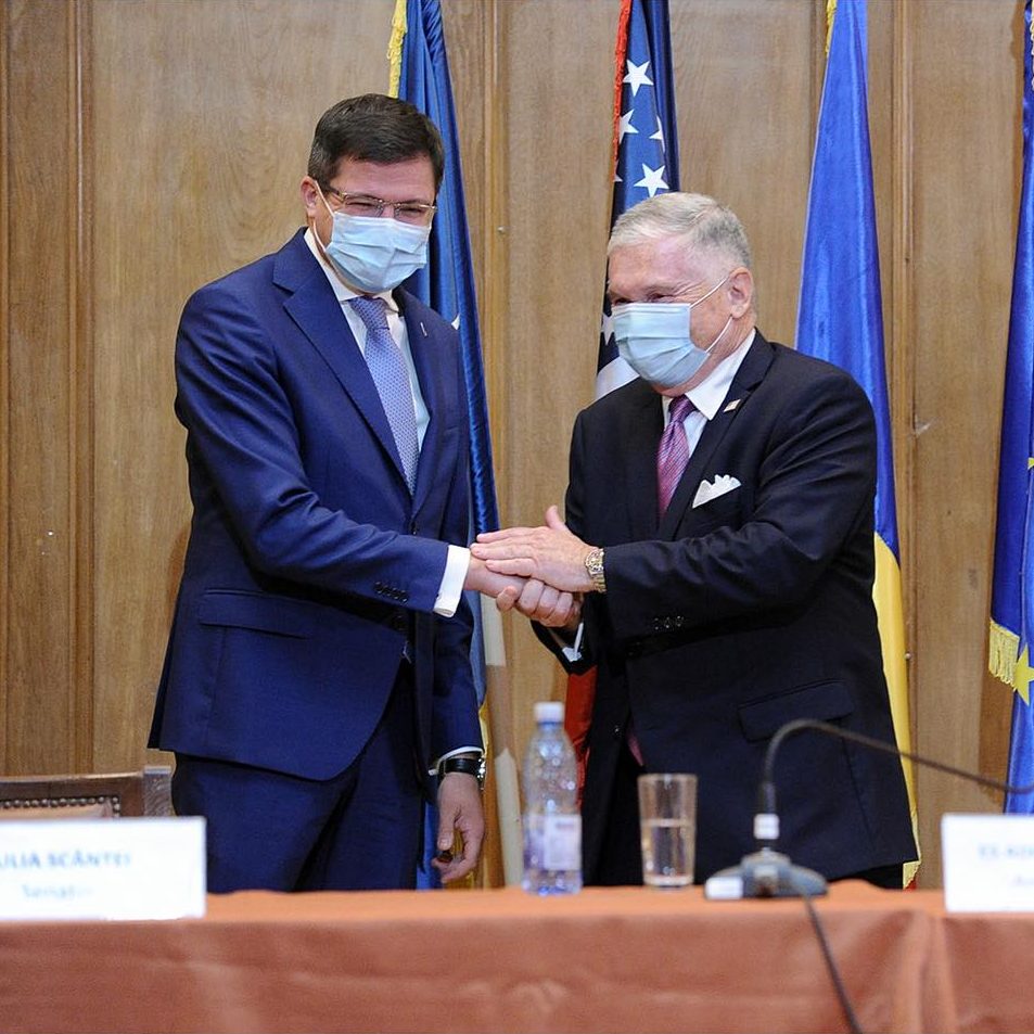Mă onorează încrederea pe care Excelența Sa Adrian Zuckerman, Ambasadorul SUA în România, o are în administrația de la Consiliul Județean Iași,